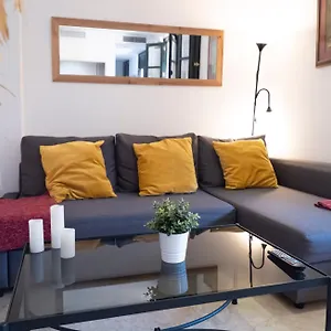  Apartamento Con Encanto En Patio Sevillano España